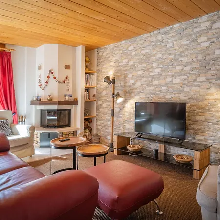 Caroubier 6 By Interhome